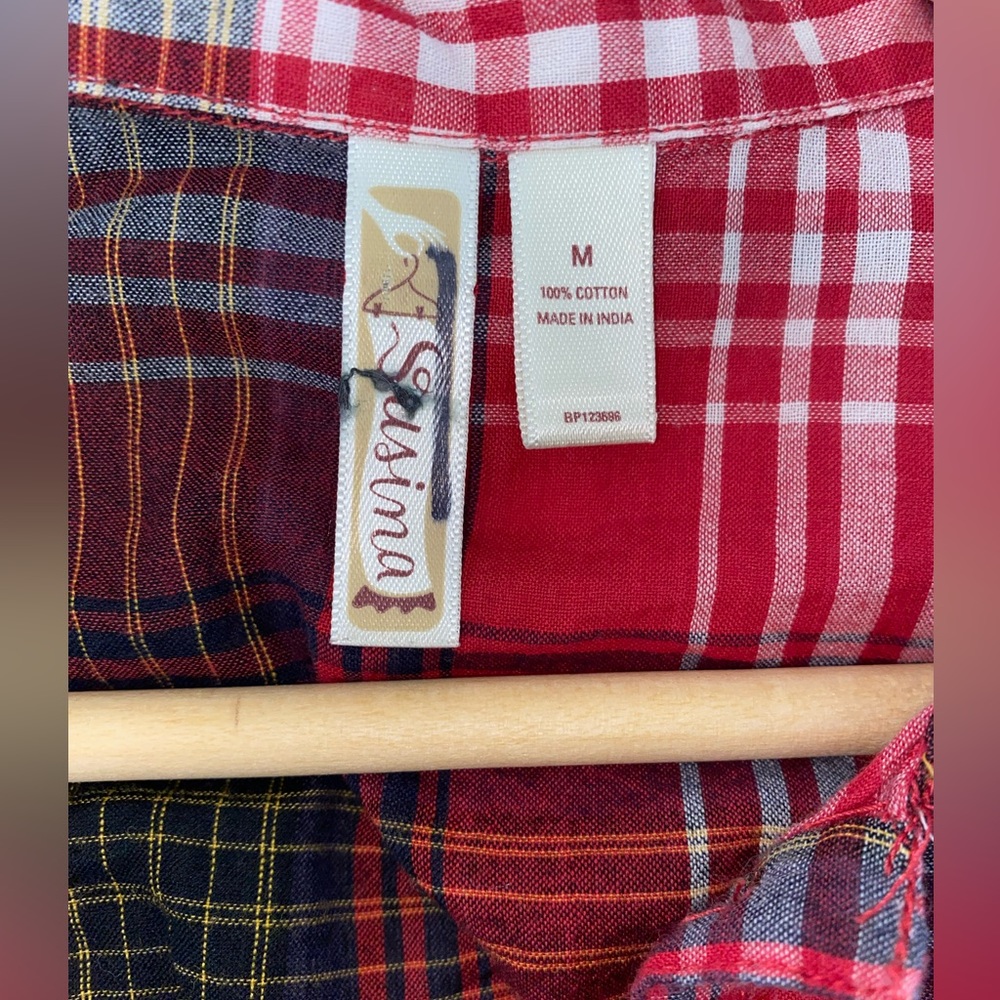 Women’s Button down Top - Picture 3 of 3